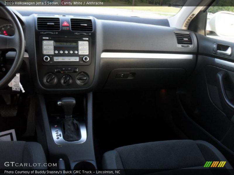 Candy White / Anthracite 2009 Volkswagen Jetta S Sedan