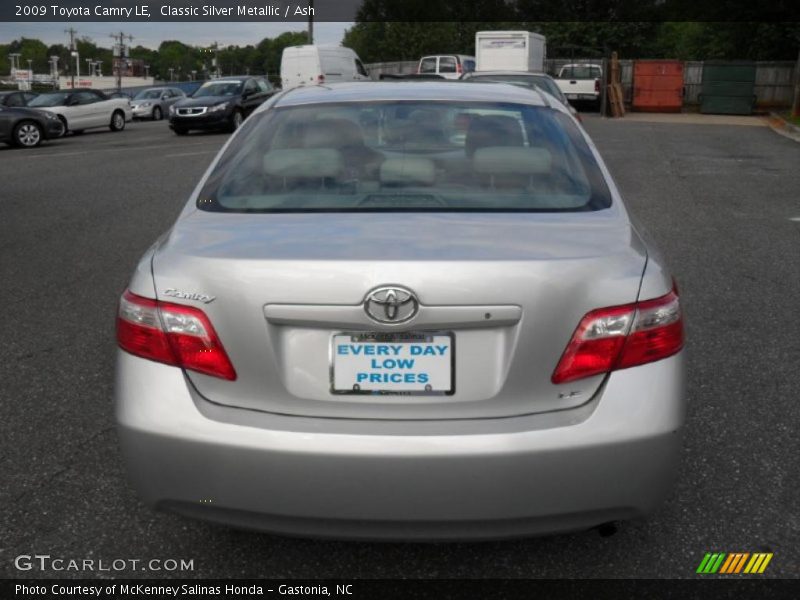 Classic Silver Metallic / Ash 2009 Toyota Camry LE