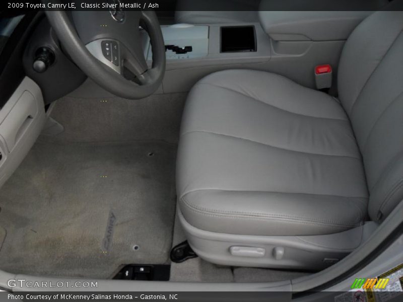 Classic Silver Metallic / Ash 2009 Toyota Camry LE