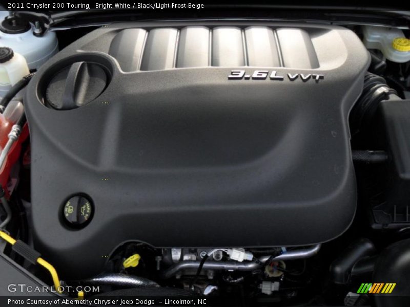 Bright White / Black/Light Frost Beige 2011 Chrysler 200 Touring