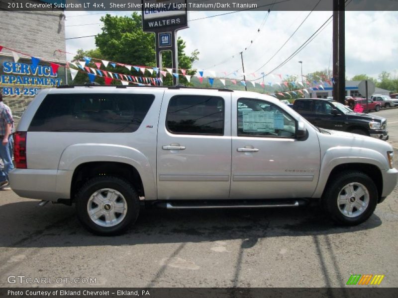 Sheer Silver Metallic / Light Titanium/Dark Titanium 2011 Chevrolet Suburban LT 4x4