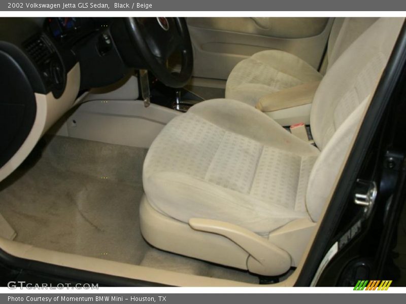 Black / Beige 2002 Volkswagen Jetta GLS Sedan