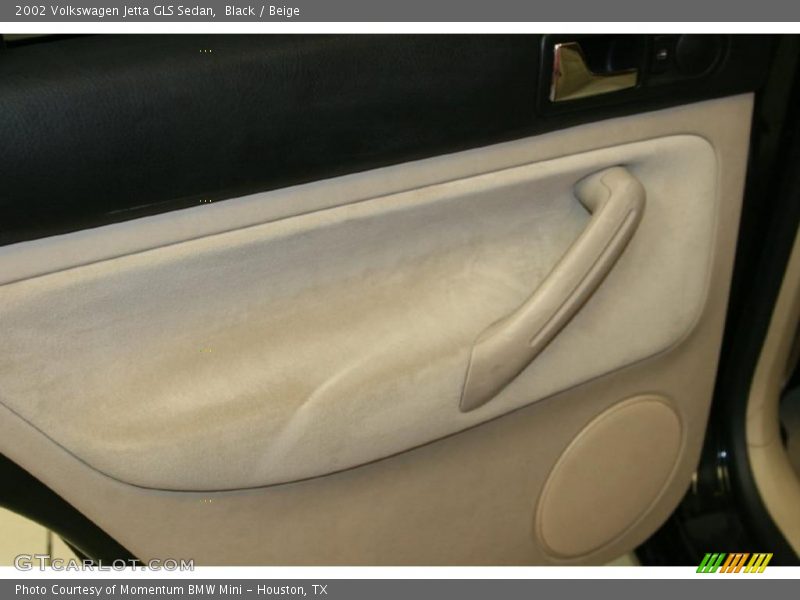 Black / Beige 2002 Volkswagen Jetta GLS Sedan
