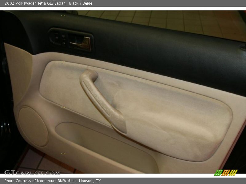 Black / Beige 2002 Volkswagen Jetta GLS Sedan