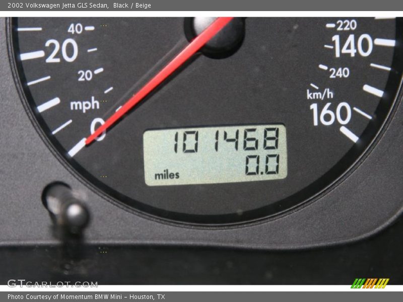 Black / Beige 2002 Volkswagen Jetta GLS Sedan