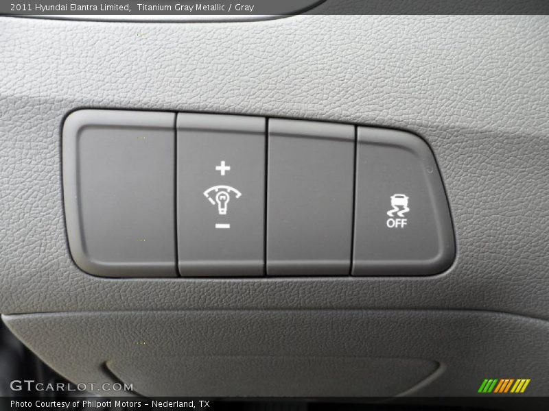 Controls of 2011 Elantra Limited