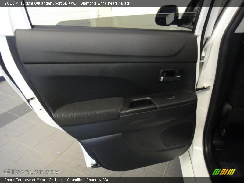 Door Panel of 2011 Outlander Sport SE 4WD