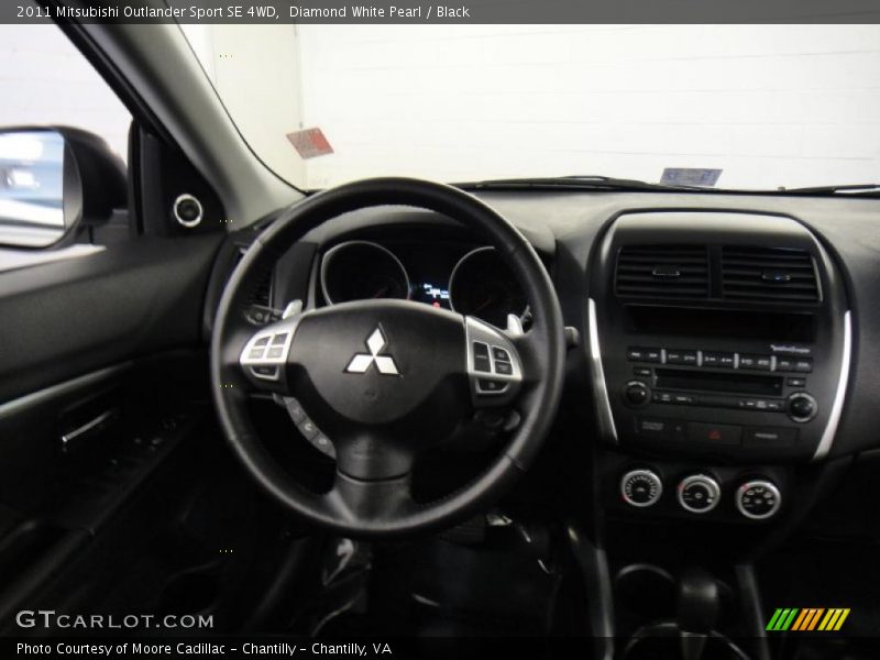 Diamond White Pearl / Black 2011 Mitsubishi Outlander Sport SE 4WD