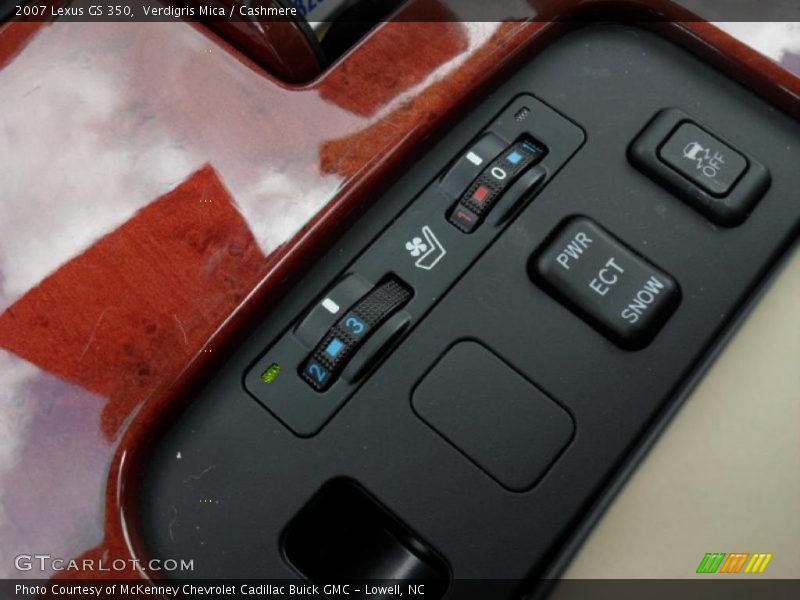 Controls of 2007 GS 350