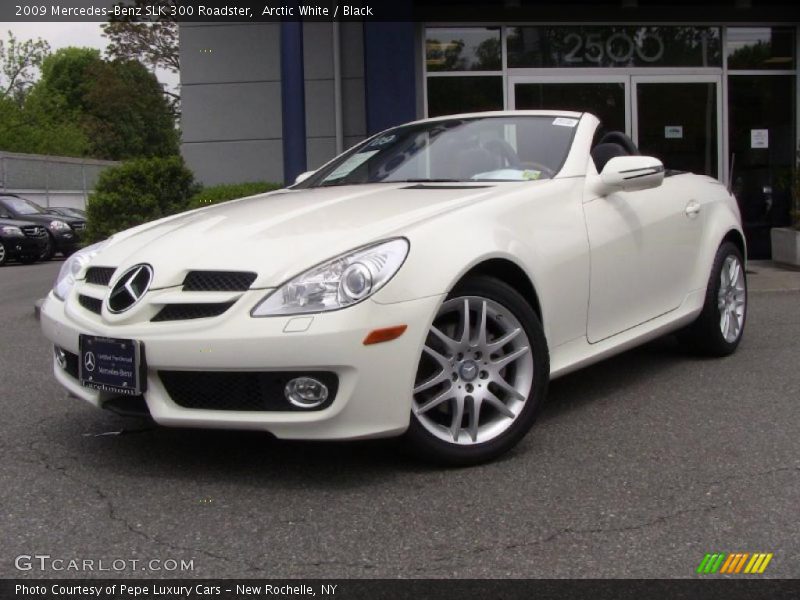 Front 3/4 View of 2009 SLK 300 Roadster