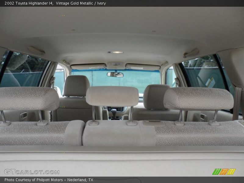 Vintage Gold Metallic / Ivory 2002 Toyota Highlander I4