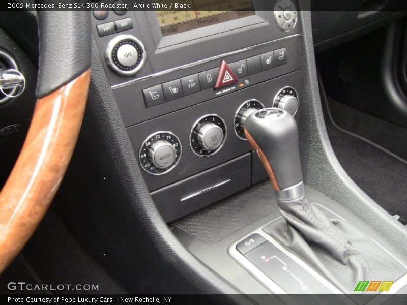  2009 SLK 300 Roadster 7 Speed Automatic Shifter