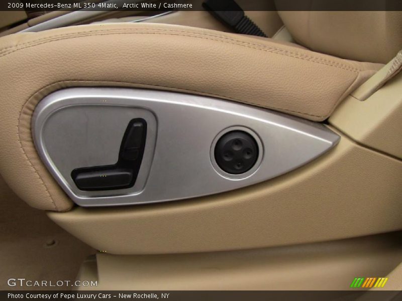 Arctic White / Cashmere 2009 Mercedes-Benz ML 350 4Matic
