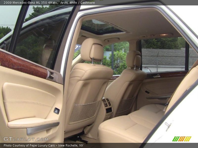 Arctic White / Cashmere 2009 Mercedes-Benz ML 350 4Matic
