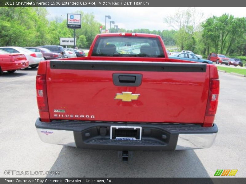 Victory Red / Dark Titanium 2011 Chevrolet Silverado 1500 Extended Cab 4x4