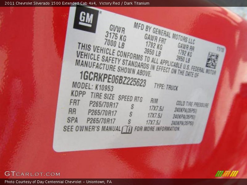 Victory Red / Dark Titanium 2011 Chevrolet Silverado 1500 Extended Cab 4x4