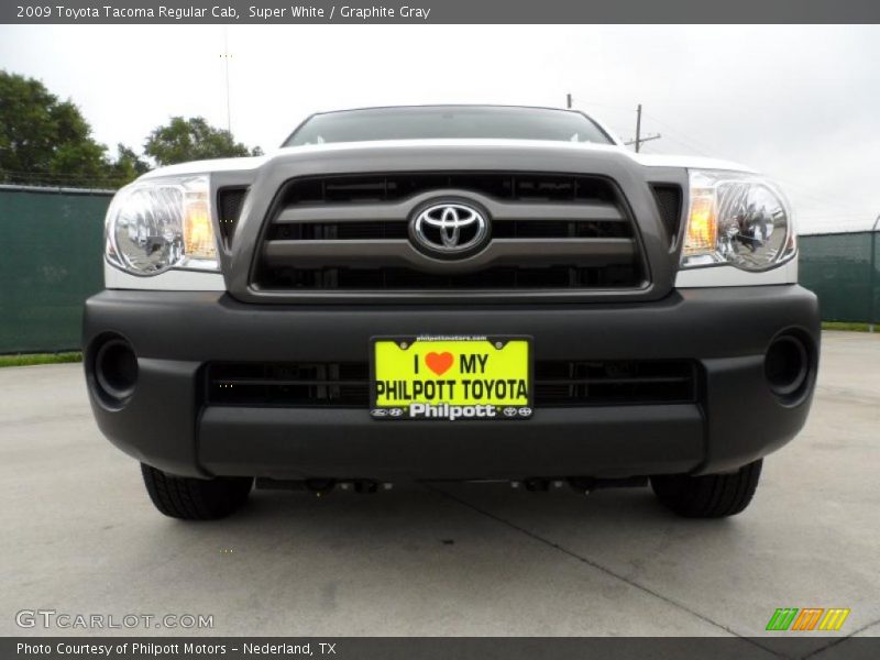 Super White / Graphite Gray 2009 Toyota Tacoma Regular Cab