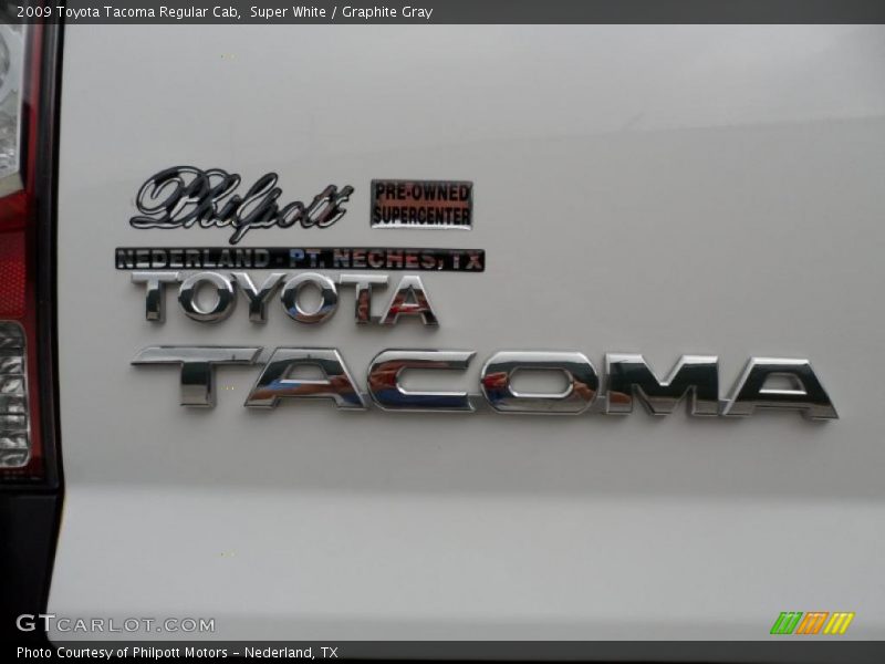 Super White / Graphite Gray 2009 Toyota Tacoma Regular Cab