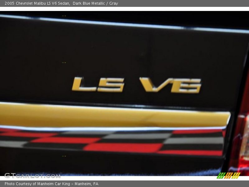 Dark Blue Metallic / Gray 2005 Chevrolet Malibu LS V6 Sedan