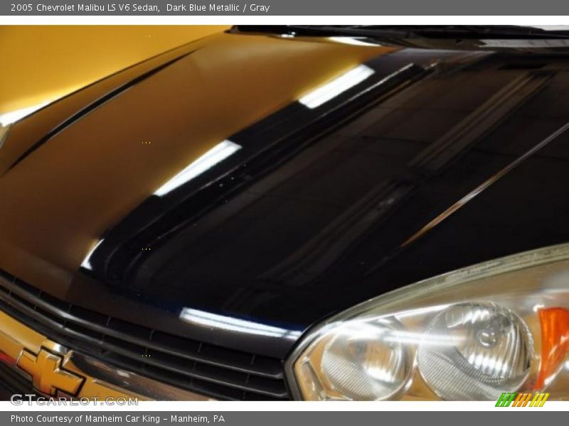 Dark Blue Metallic / Gray 2005 Chevrolet Malibu LS V6 Sedan