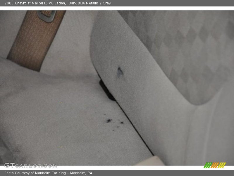Dark Blue Metallic / Gray 2005 Chevrolet Malibu LS V6 Sedan