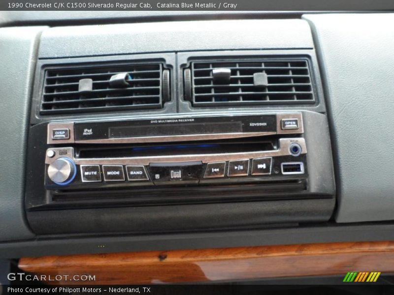 Controls of 1990 C/K C1500 Silverado Regular Cab