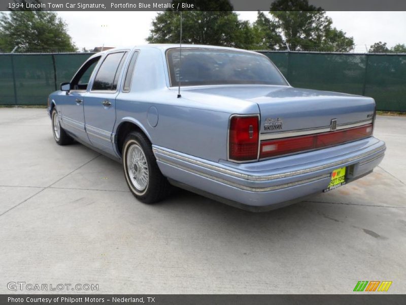 Portofino Blue Metallic / Blue 1994 Lincoln Town Car Signature