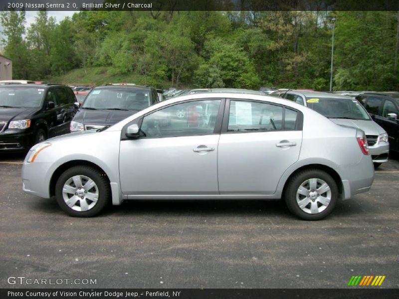 Brilliant Silver / Charcoal 2009 Nissan Sentra 2.0