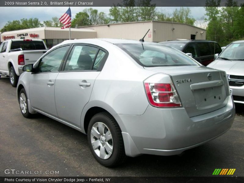 Brilliant Silver / Charcoal 2009 Nissan Sentra 2.0