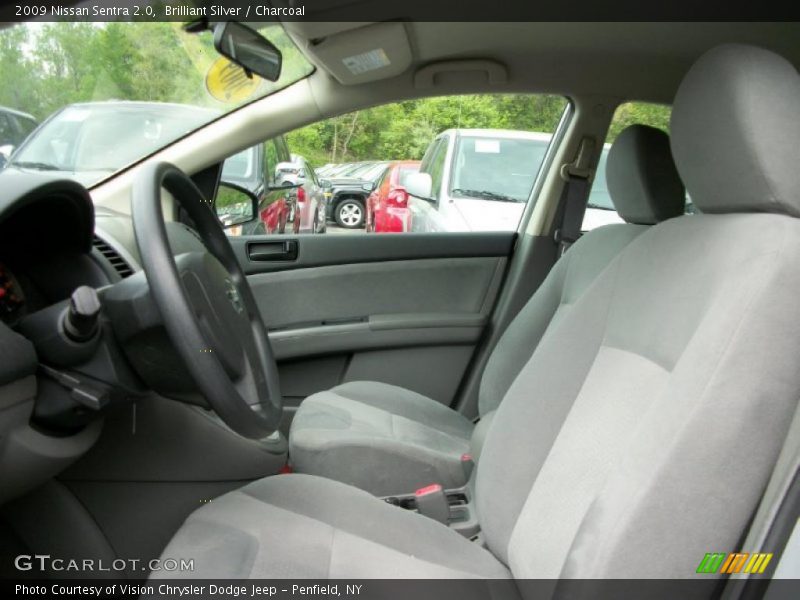 Brilliant Silver / Charcoal 2009 Nissan Sentra 2.0