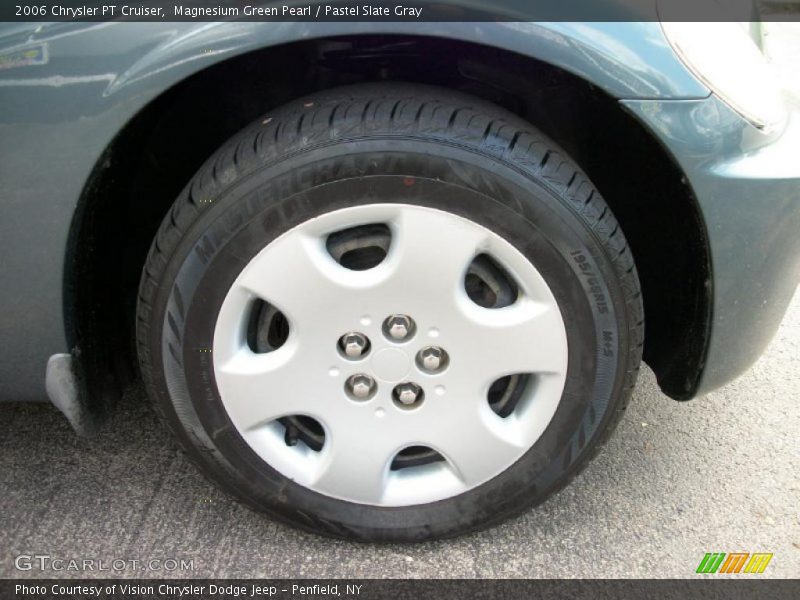  2006 PT Cruiser  Wheel