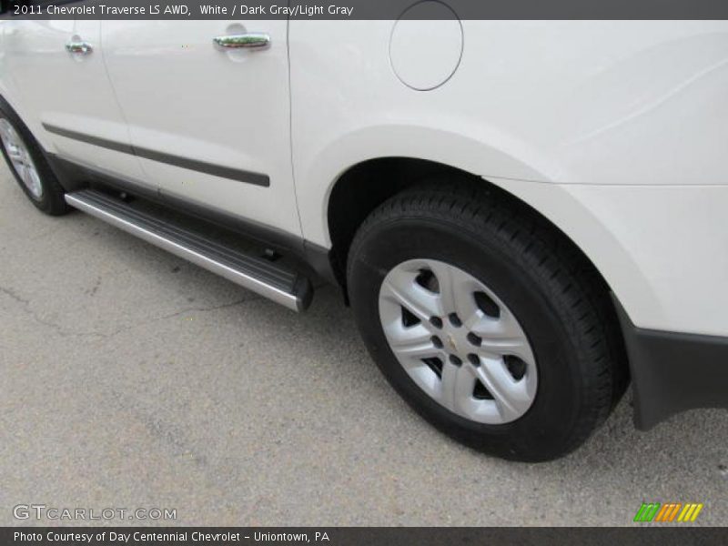 White / Dark Gray/Light Gray 2011 Chevrolet Traverse LS AWD