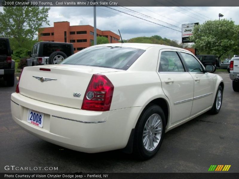 Cool Vanilla White / Dark Slate Gray 2008 Chrysler 300 Touring