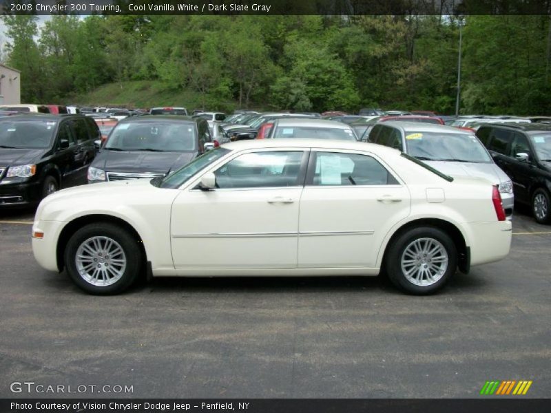 Cool Vanilla White / Dark Slate Gray 2008 Chrysler 300 Touring
