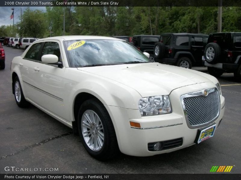 Cool Vanilla White / Dark Slate Gray 2008 Chrysler 300 Touring