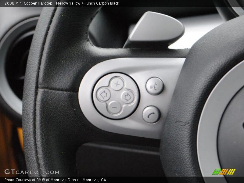 Mellow Yellow / Punch Carbon Black 2008 Mini Cooper Hardtop