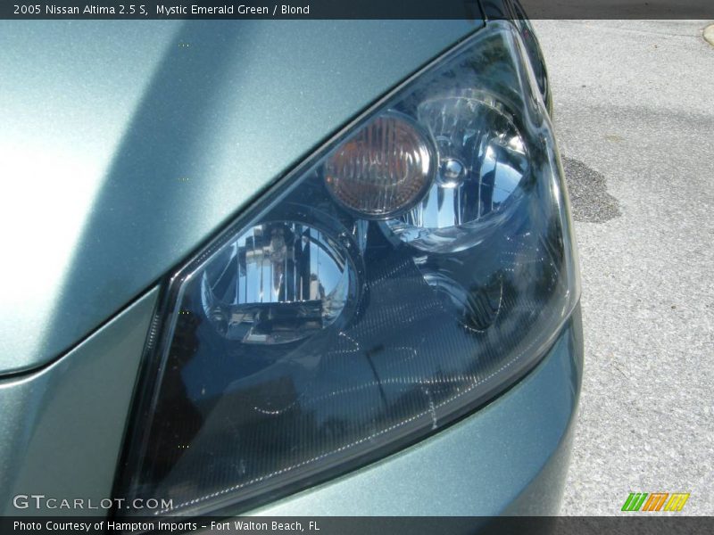 Mystic Emerald Green / Blond 2005 Nissan Altima 2.5 S