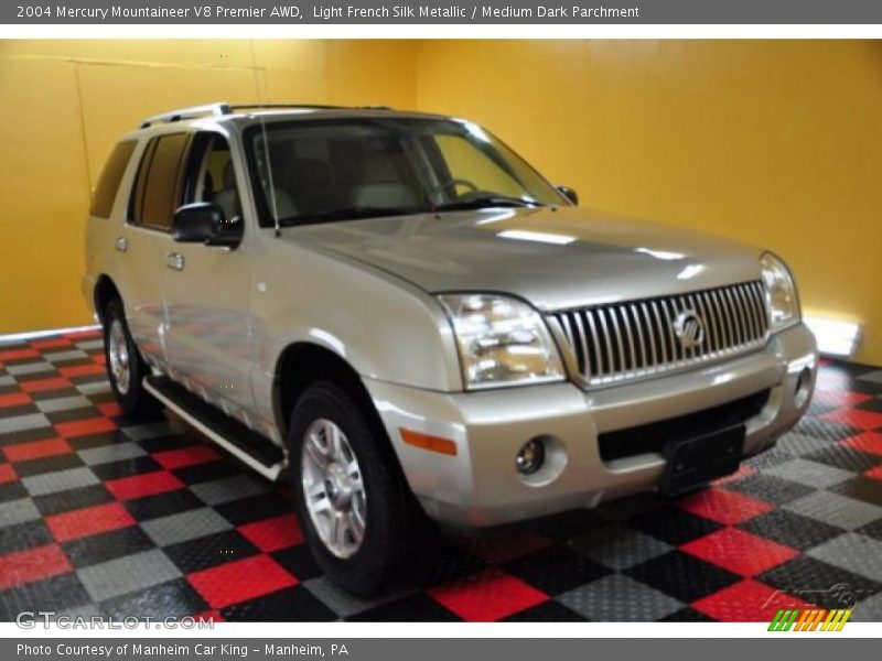 Light French Silk Metallic / Medium Dark Parchment 2004 Mercury Mountaineer V8 Premier AWD