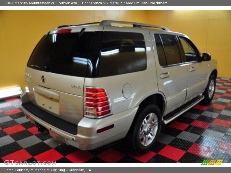 Light French Silk Metallic / Medium Dark Parchment 2004 Mercury Mountaineer V8 Premier AWD