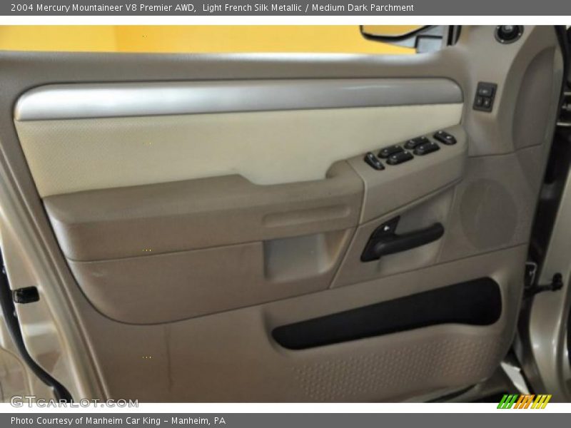 Light French Silk Metallic / Medium Dark Parchment 2004 Mercury Mountaineer V8 Premier AWD