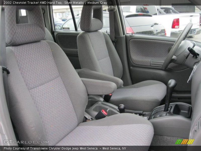  2002 Tracker 4WD Hard Top Medium Gray Interior