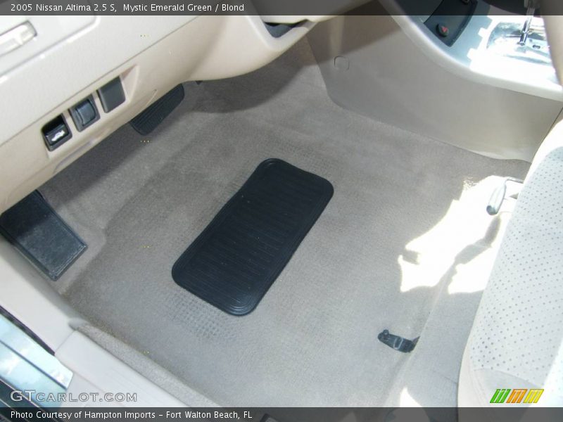 Mystic Emerald Green / Blond 2005 Nissan Altima 2.5 S