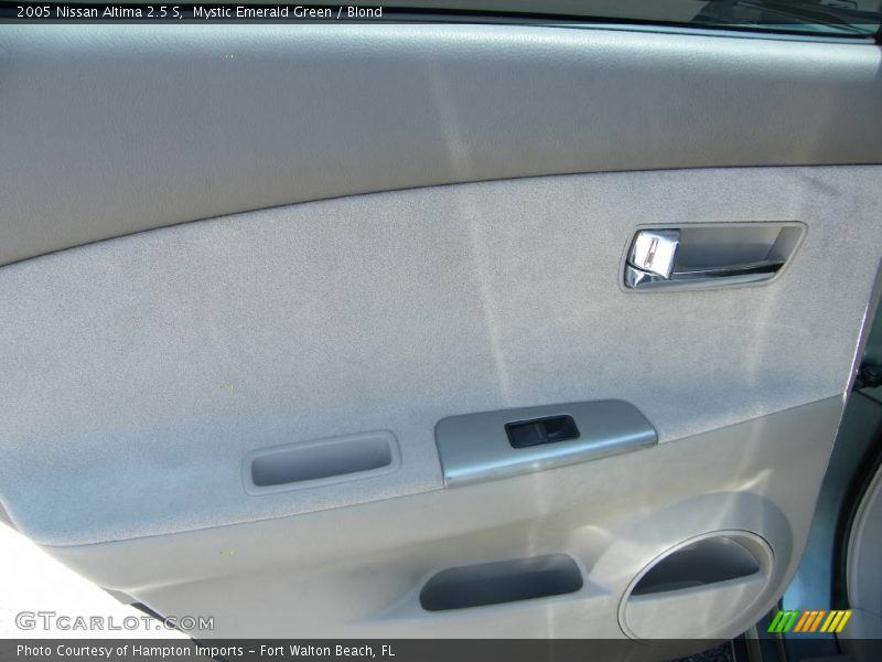Mystic Emerald Green / Blond 2005 Nissan Altima 2.5 S