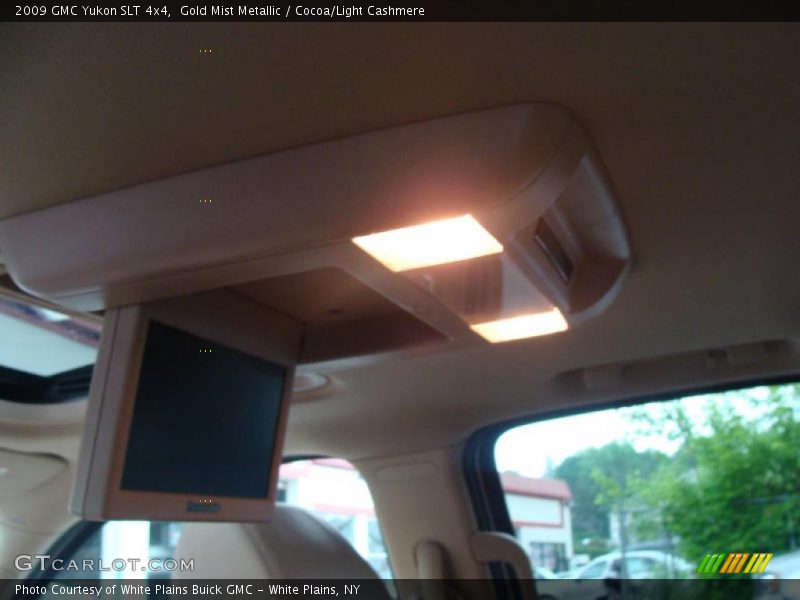 Gold Mist Metallic / Cocoa/Light Cashmere 2009 GMC Yukon SLT 4x4