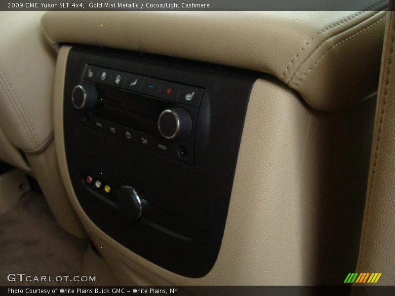 Gold Mist Metallic / Cocoa/Light Cashmere 2009 GMC Yukon SLT 4x4