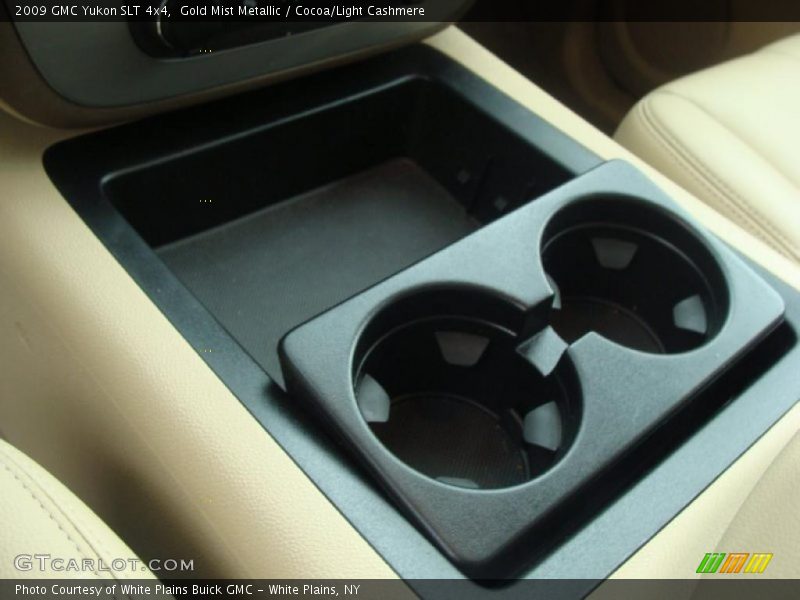 Gold Mist Metallic / Cocoa/Light Cashmere 2009 GMC Yukon SLT 4x4