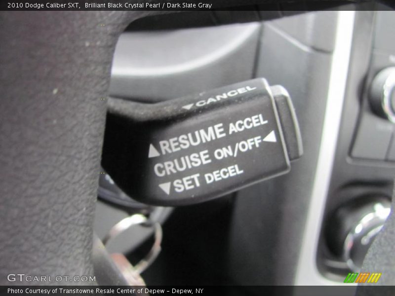 Brilliant Black Crystal Pearl / Dark Slate Gray 2010 Dodge Caliber SXT