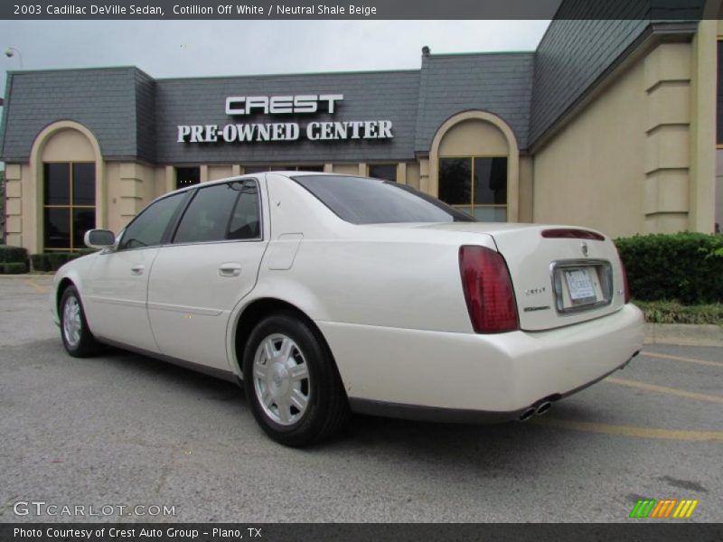Cotillion Off White / Neutral Shale Beige 2003 Cadillac DeVille Sedan
