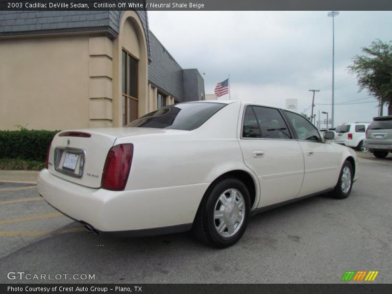 Cotillion Off White / Neutral Shale Beige 2003 Cadillac DeVille Sedan