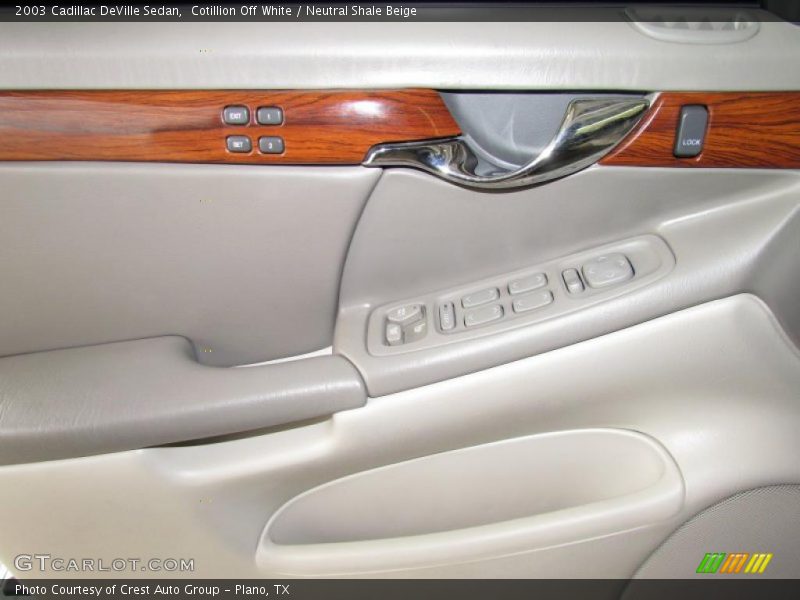 Cotillion Off White / Neutral Shale Beige 2003 Cadillac DeVille Sedan